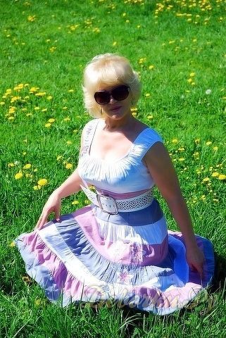 Девушка Эля 51 Русская из Москвы