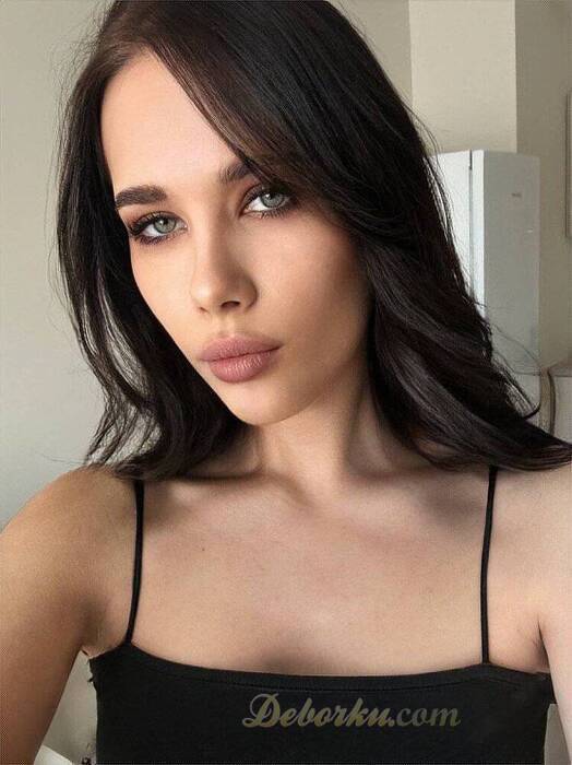 Полина