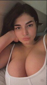 Девушка Кира 21 Русская из Москвы thumb